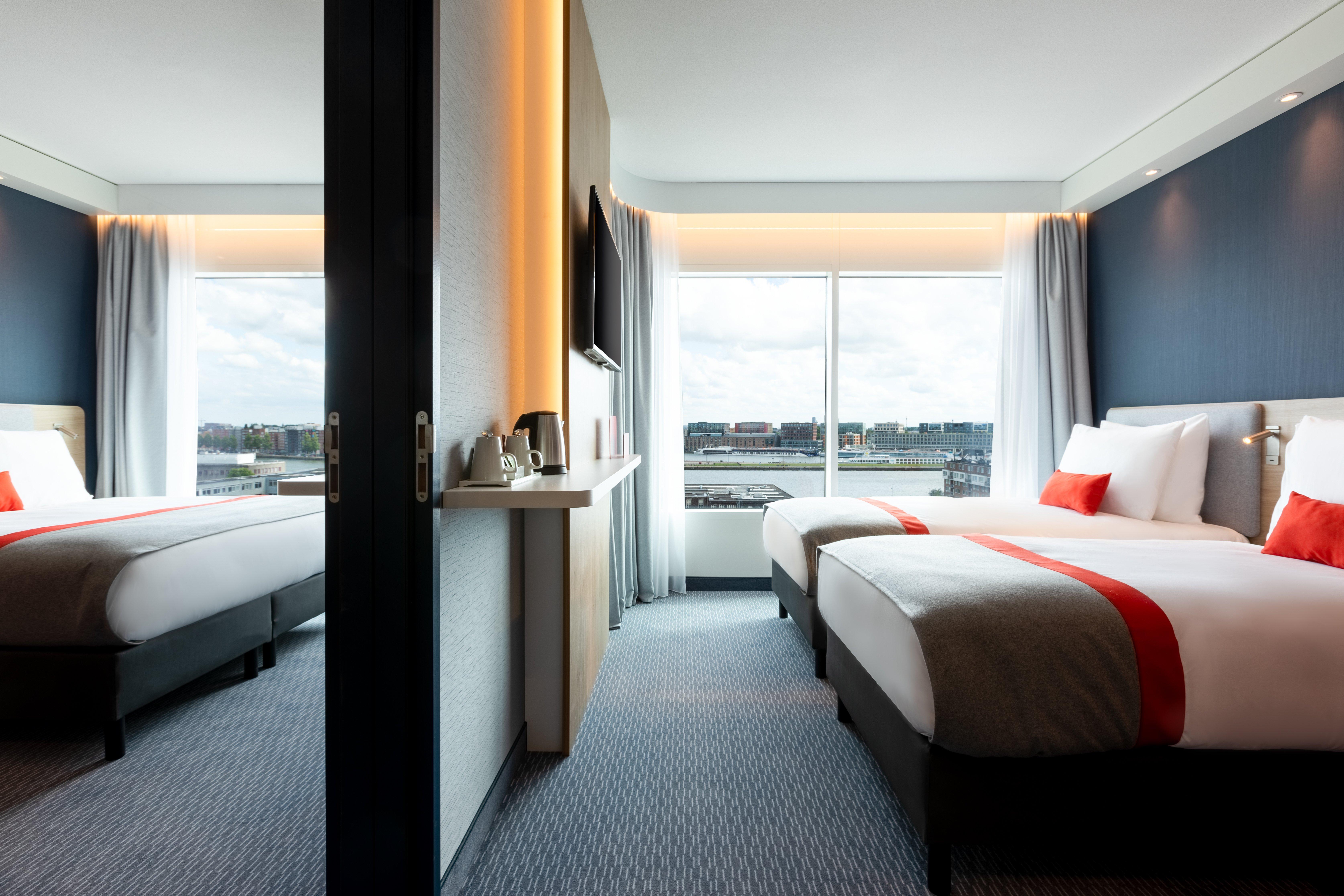 Holiday Inn Express Amsterdam - North Riverside By Ihg Exterior foto