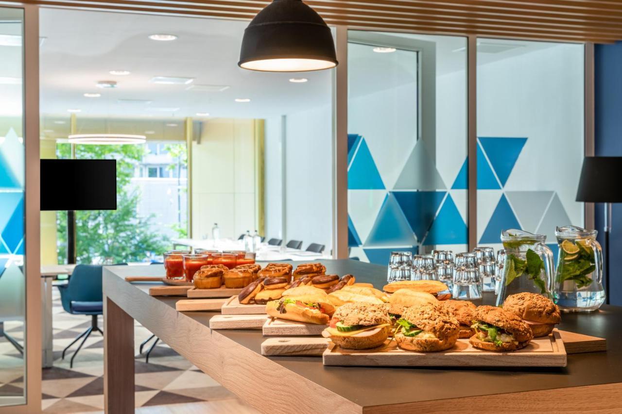 Holiday Inn Express Amsterdam - North Riverside By Ihg Exterior foto
